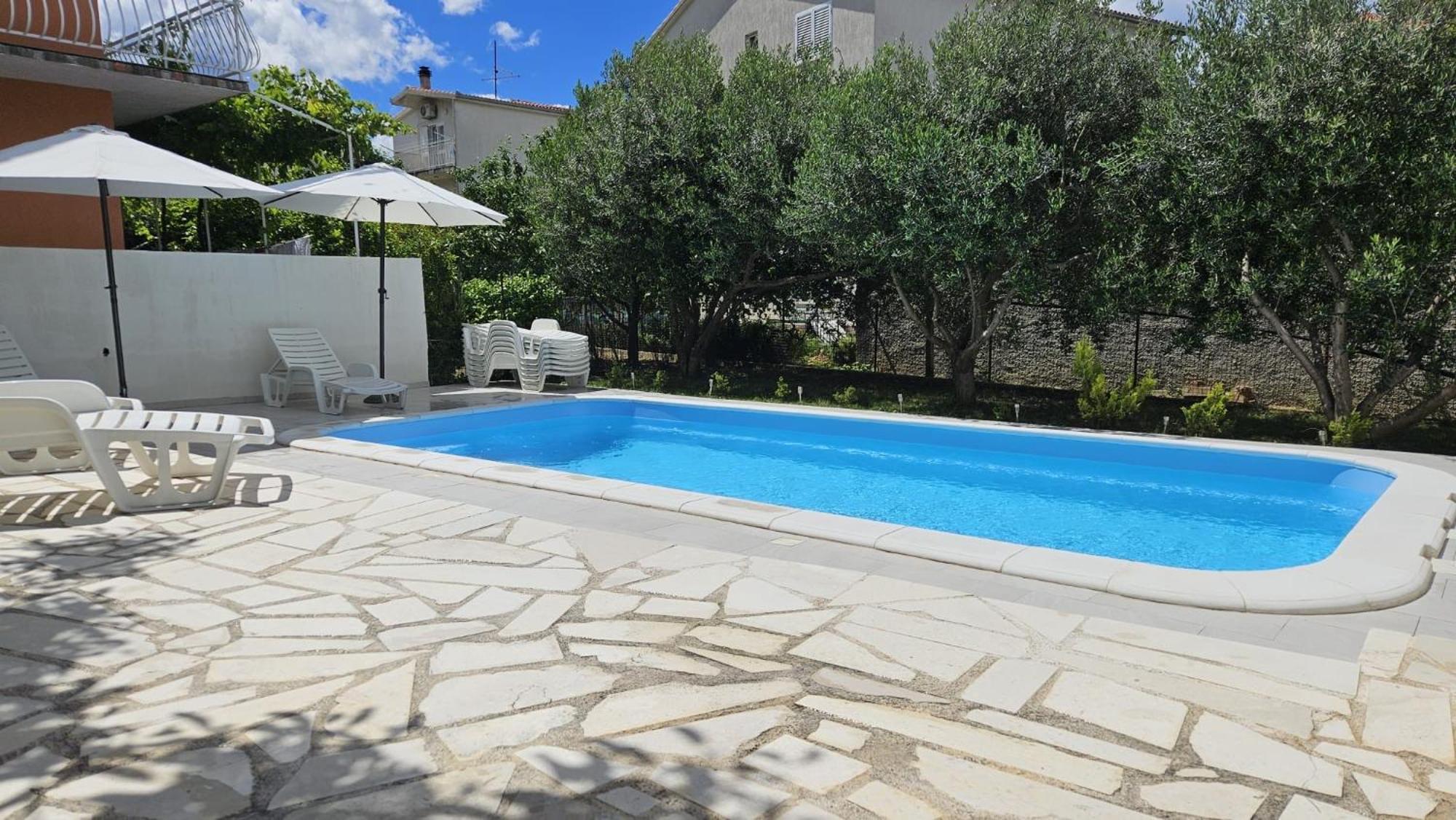 Apartman Mia With Pool1 สปลิท ภายนอก รูปภาพ